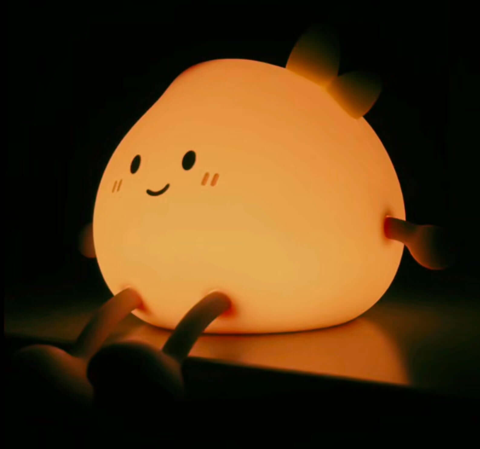 Mrs Peach Night Lamp